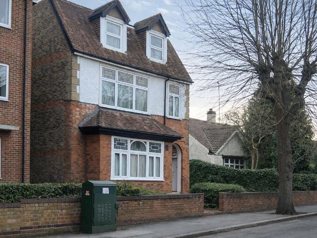Apartment for rent in London Borough of Croydon, Addiscombe