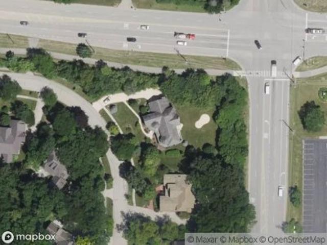House for sale in Green Oaks, Illinois