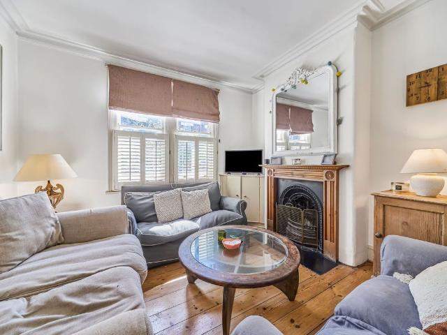 House for rent in Clapham Junction, Greater London