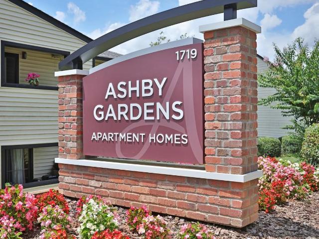 Apartment for rent in Mecklenburg, North Carolina