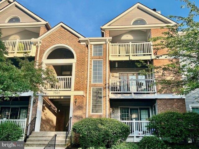 Condo for sale in Alexandria