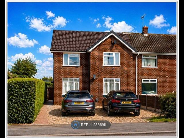 House for rent in Winshill, Beamhurst