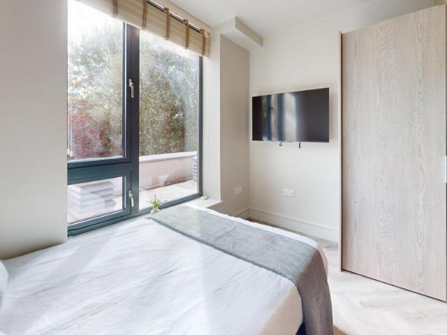 House for rent in Elmfield, Leicestershire