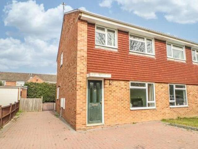 House for sale in Chipping Hill, Essex