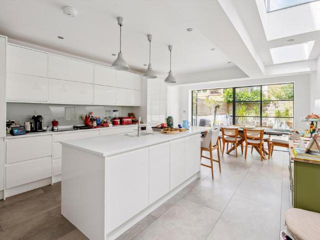 House for rent in Fulham, Sands End