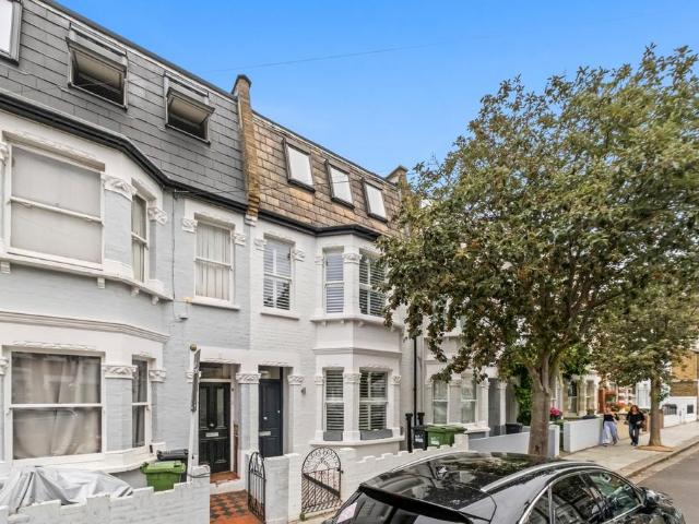 House for rent in Fulham, Sands End