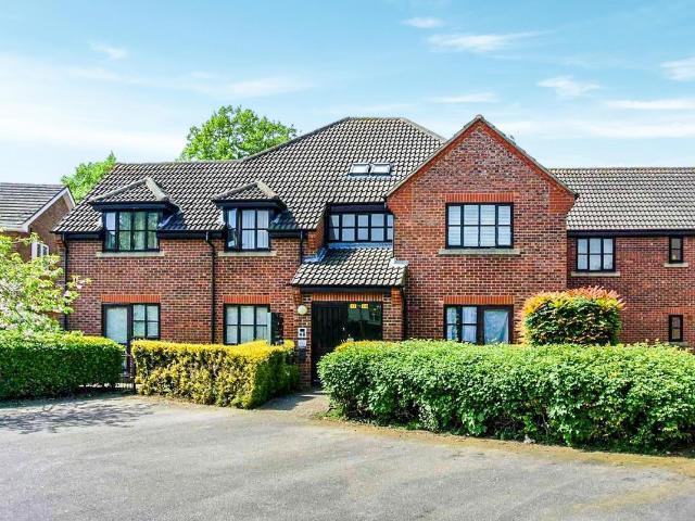 Studio for rent in Corby Village, Corby