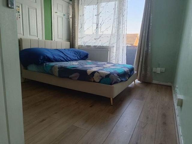 Room for rent in Collier Row, Greater London