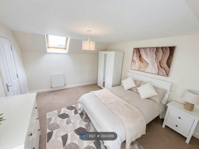 Room for rent in Cross In Hand, East Sussex