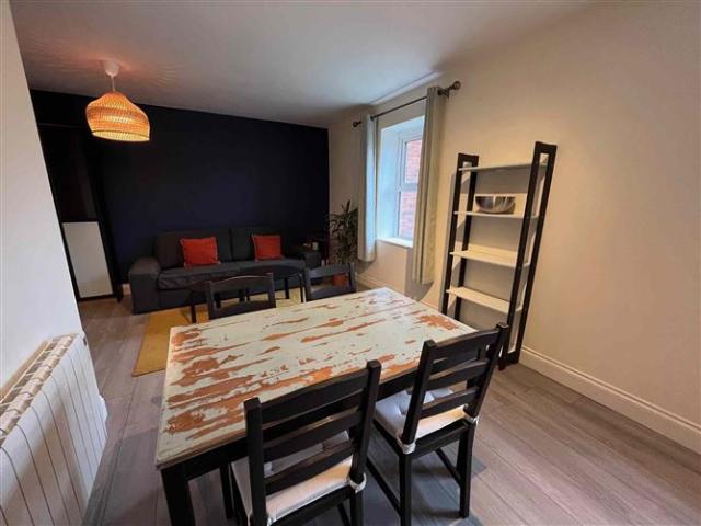 Apartment to rent in Bluebell, North Tipperary