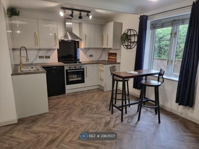 Apartment for rent in Brookville, Norfolk