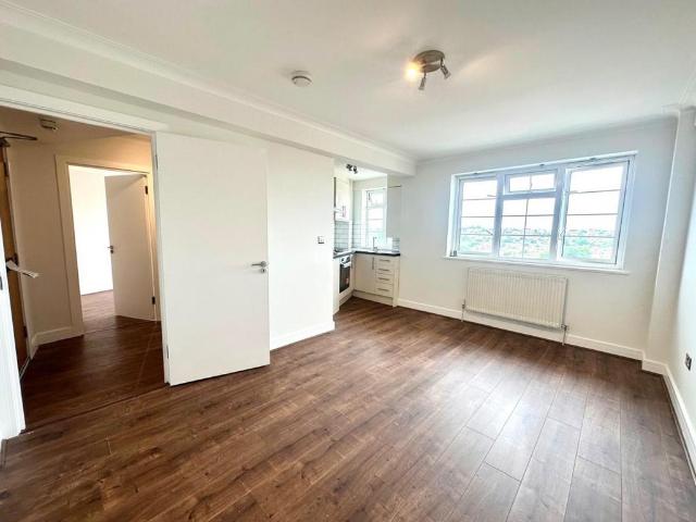 House for rent in Cricklewood, Greater London