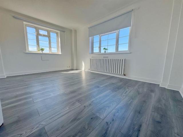 Apartment for rent in Cricklewood, Isle Of Man