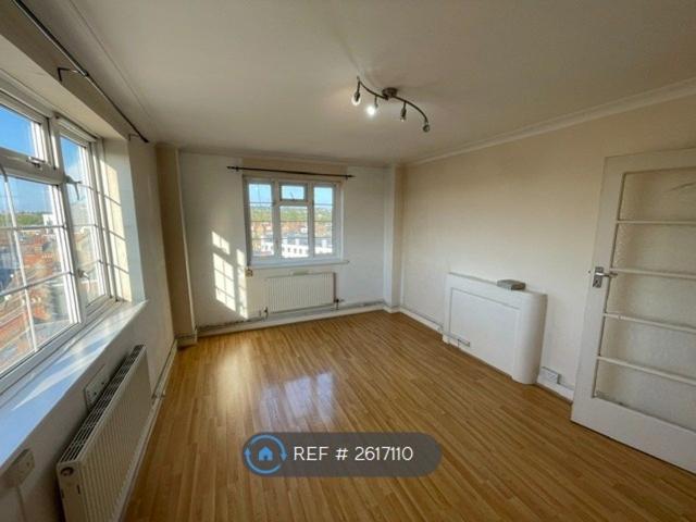 Apartment for rent in Cricklewood, Greater London