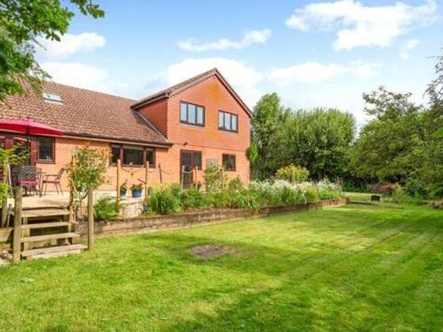 House for sale in Thatcham, West Berkshire