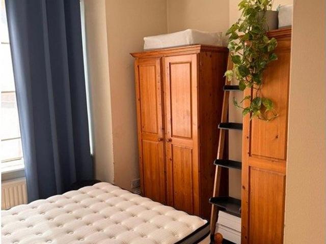 Room for rent in Cricklewood, Greater London