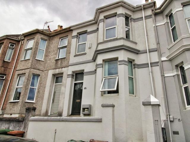 Room for rent in Lipson Vale, Mount Wise