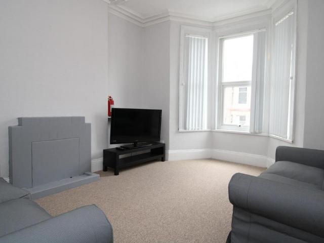 House for rent in Lipson Vale, Mount Wise