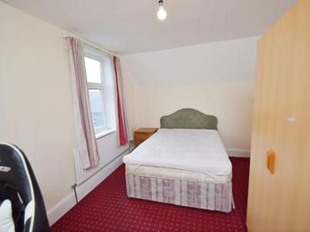 Room for rent in Stoke, Stoke-on-Trent