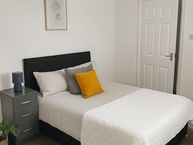 Room for rent in Stoke, Stoke-on-Trent