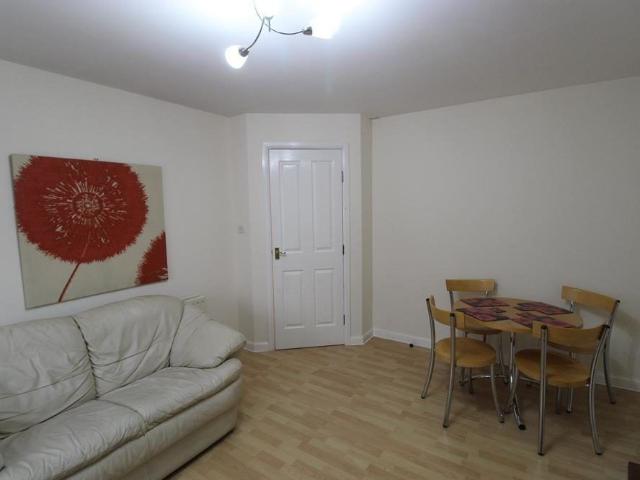 Apartment for rent in Ashgrove, Ballindoch