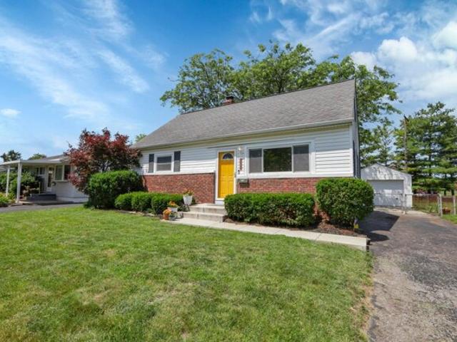 House for sale in Grove City
