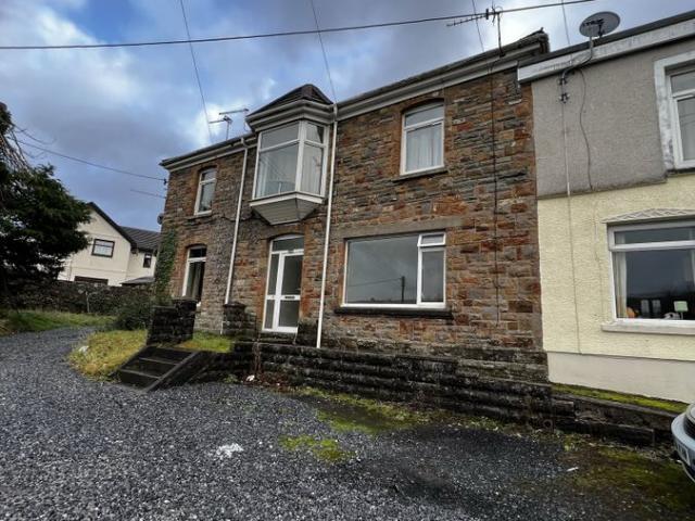 Apartment for rent in Pontyberem, Wales