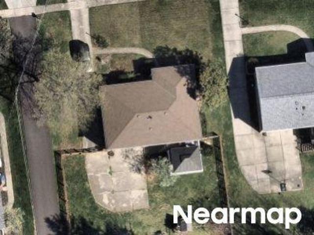 House for sale in Roselawn, Ohio