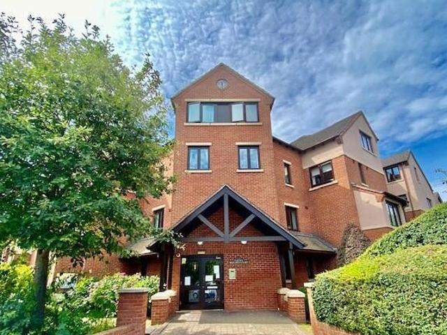 House for sale in Rednal, Birmingham