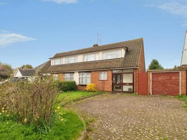 House for sale in Stroud Green, Barling