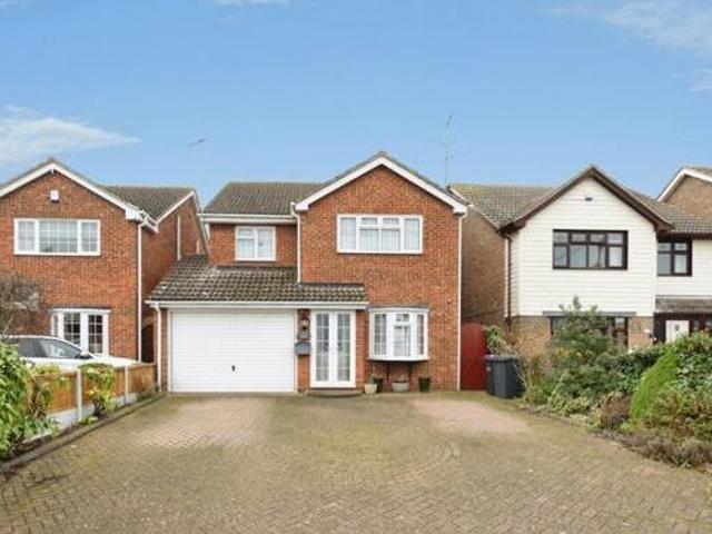 House for sale in Stroud Green, Barling