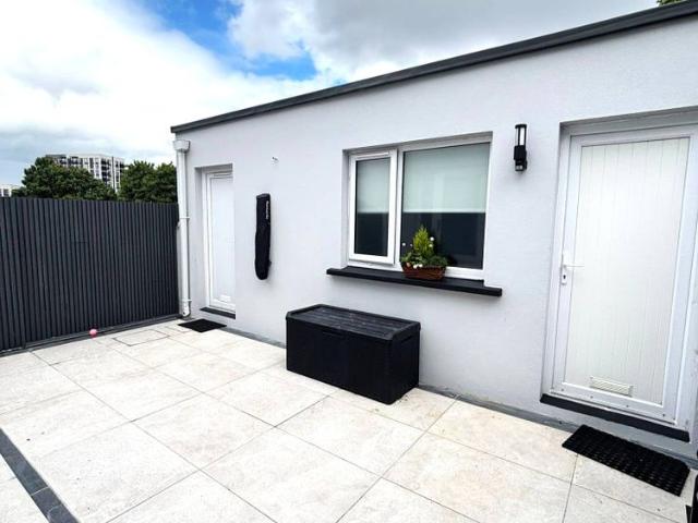 Apartment to rent in Bluebell, North Tipperary