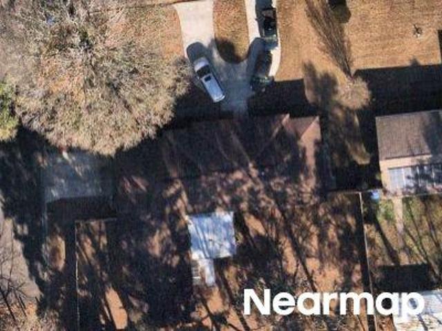 House for sale in Charleston