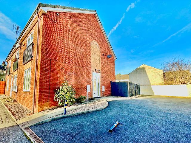 Apartment for rent in Brackenfield, East Midlands