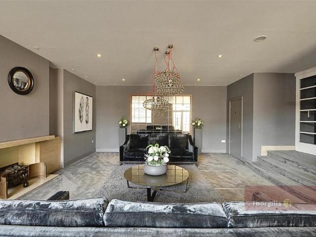Apartment for rent in Hammersmith, Greater London