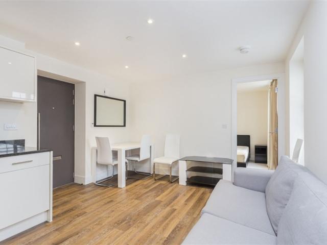 Apartment for rent in Hammersmith, Greater London