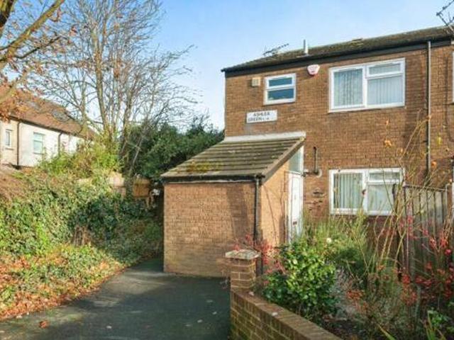 House for sale in Pudsey, West Yorkshire