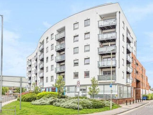 House for sale in North Watford, Hertfordshire
