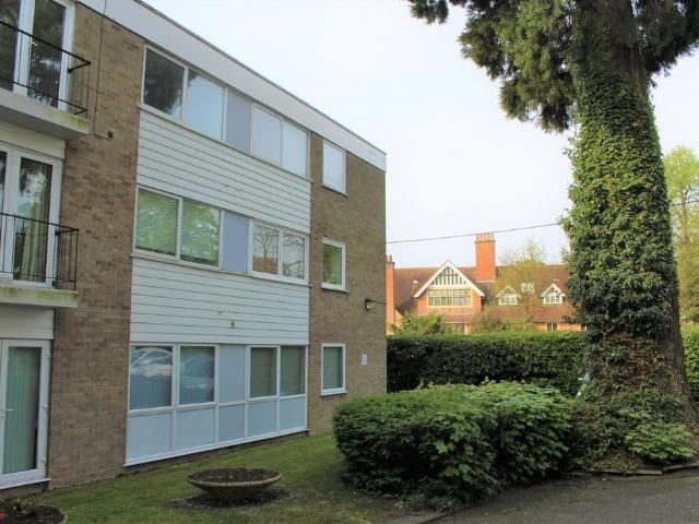 House for rent in Ingatestone and Fryerning, Navestock Side
