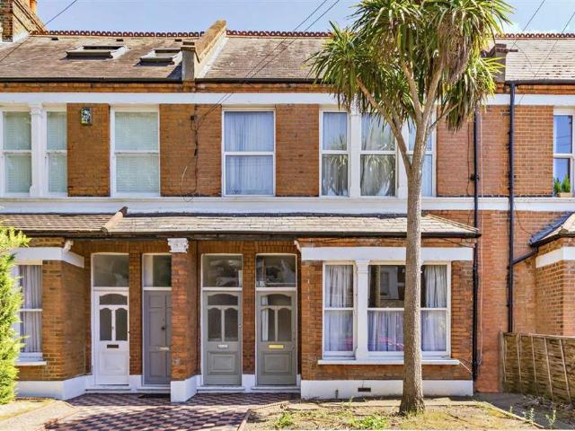 House for rent in Mortlake, Greater London