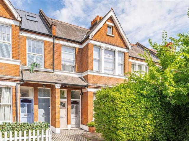 Apartment for rent in Mortlake, Greater London
