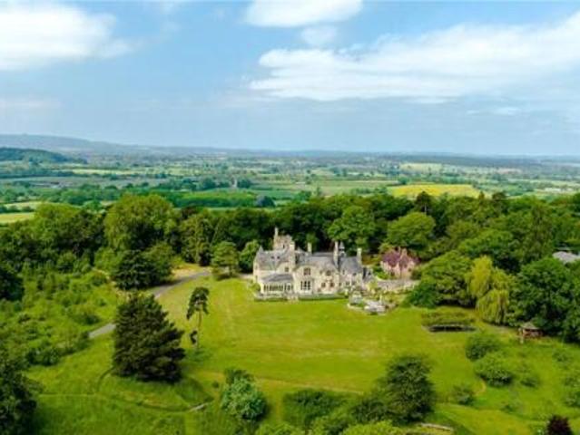 House for sale in Gloucester, Gloucestershire