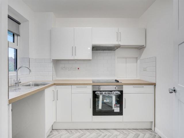Apartment for rent in London Borough of Ealing, Greater London