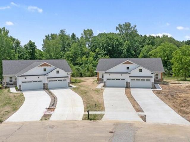 Condo for sale in Brooklyn, Michigan