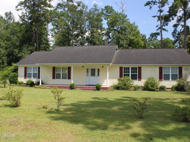 House for sale in Hampton