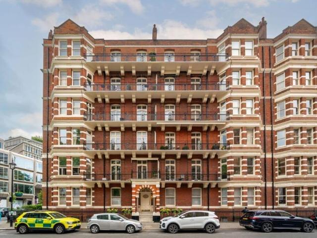 House for rent in Victoria, Greater London