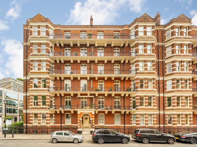 Apartment for rent in Victoria, Greater London