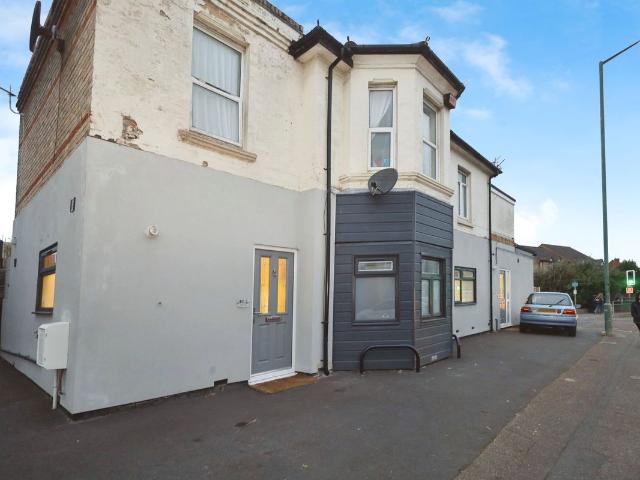 Apartment for rent in Boscombe, Bournemouth