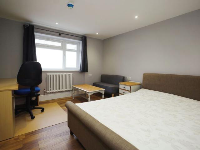 Studio for rent in Boscombe, Bournemouth