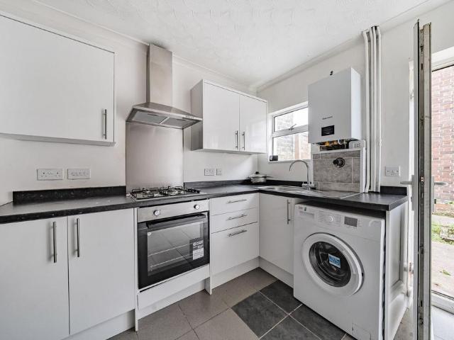 House for rent in London Borough of Newham, Greater London
